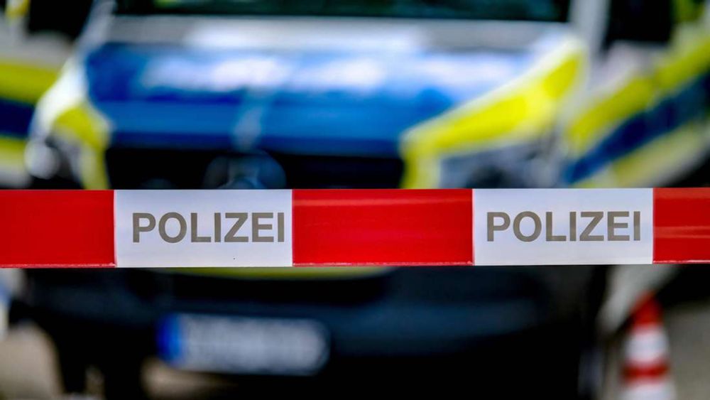 Folgenschwere Kollision in München: Fahrradfahrer tödlich verletzt – Polizei sperrt Straße