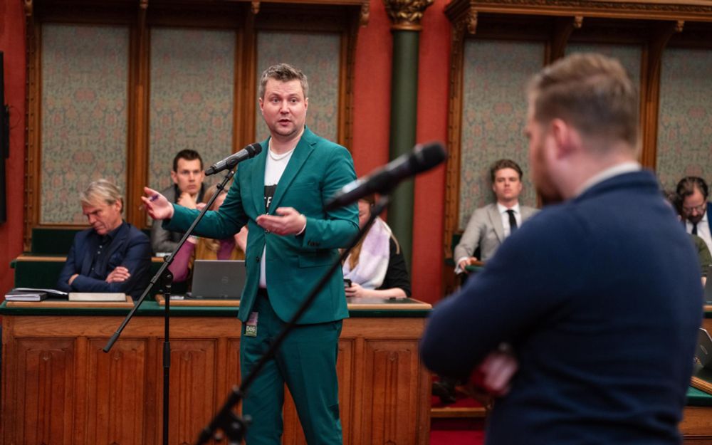 Friese Staten keren regenboogbeleid. Voorstellen om de sociale acceptatie van lhbti+'ers en kwetsbare groepen te verbeteren halen het niet