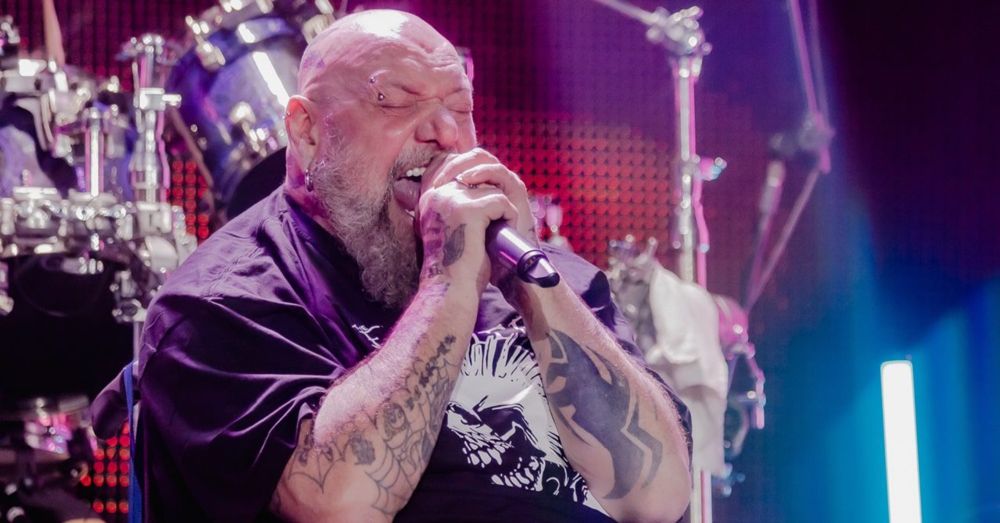 Iron Maiden se manifesta sobre morte de Paul Di’Anno