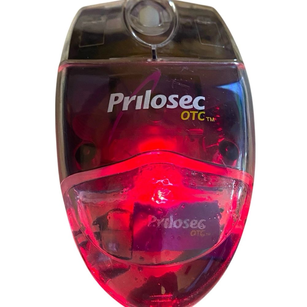 an old ps/2 serial moouse that lights up red. it says 
