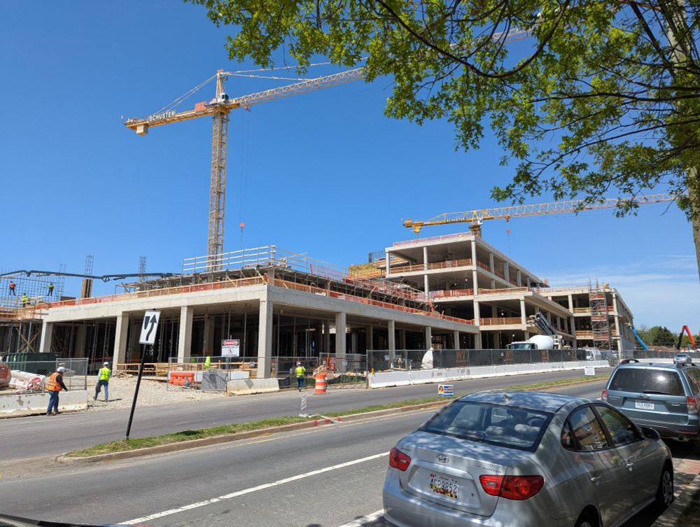 Active construction of the new Grace Hopper Center on S. Walter Reed Dr.