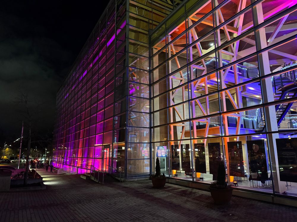 Sibelius-talon julkisivua