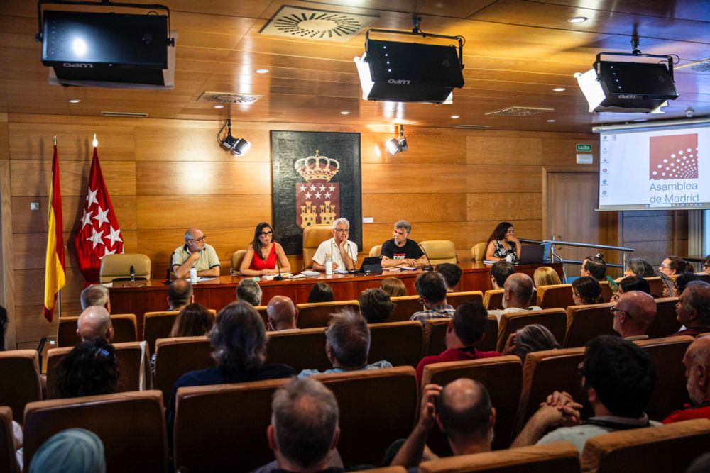 Encuentro de Más Madrid en la Asamblea de Madrid.