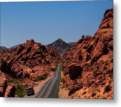 Endless desert road. Red rock heat. One Jeep alone in the Valley of Fire.
A Haas + Adams hybrid blending painterly color with precision tone.
Now available in signed, limited-edition matte-metal prints.
#ValleyOfFire #FineArtLandscape #ErnstHaas #AnselAdams #AmericanWest #DesertRoad #NevadaLandscape #GalleryPrint #CollectorsEdition #MatteMetalPrint #RobertNPhotographer
