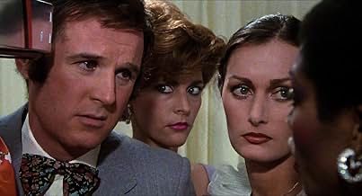 Nicky Holiday and his accomplices, the jewel thieves from The Great Muppet Caper 