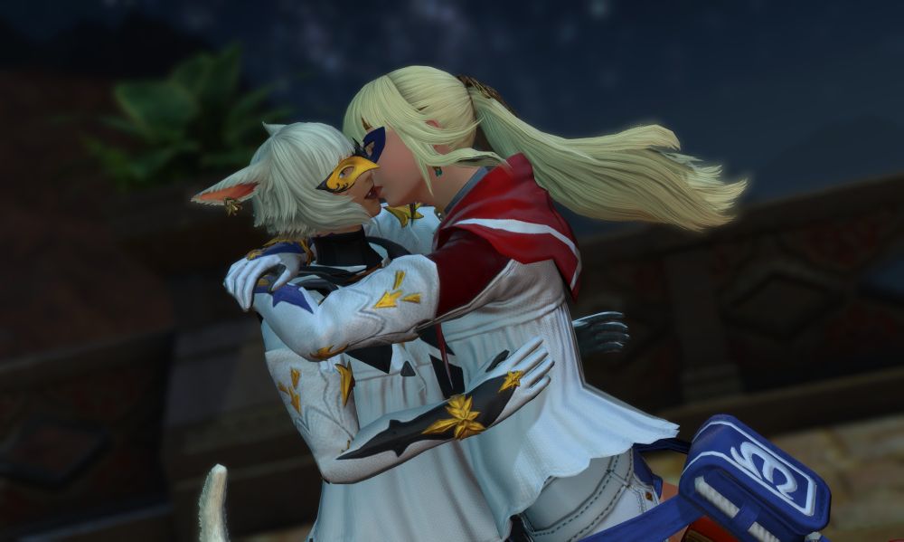 Sailor Lyse jump kissing Sailor Y'shtola, catching the other woman off guard.