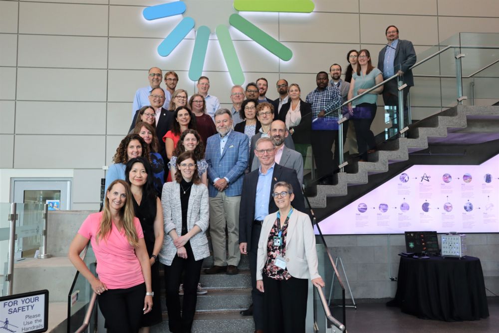 Photo of attendees at the Western University / CNL / AECL agreement signing.