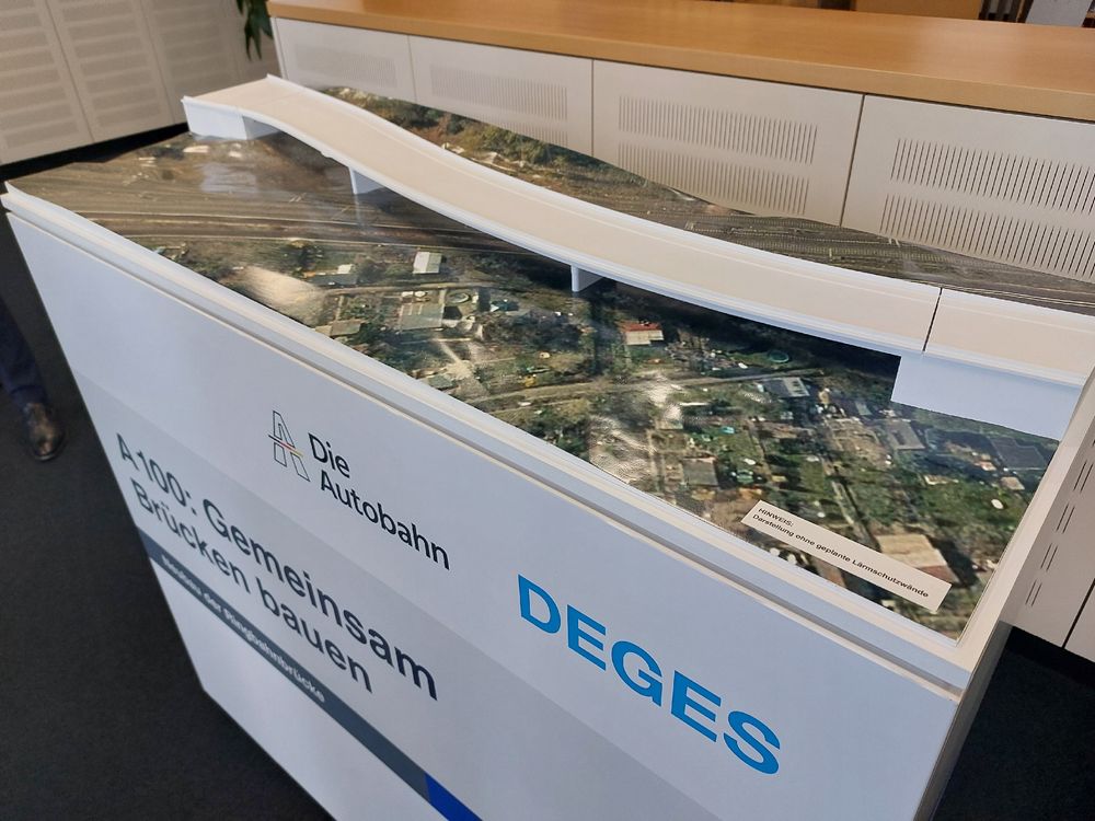 Brückenmodell von der Seite