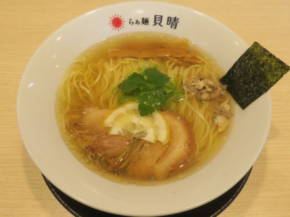 らぁ麺 貝晴　貝出汁スープの一杯を食べられるお店