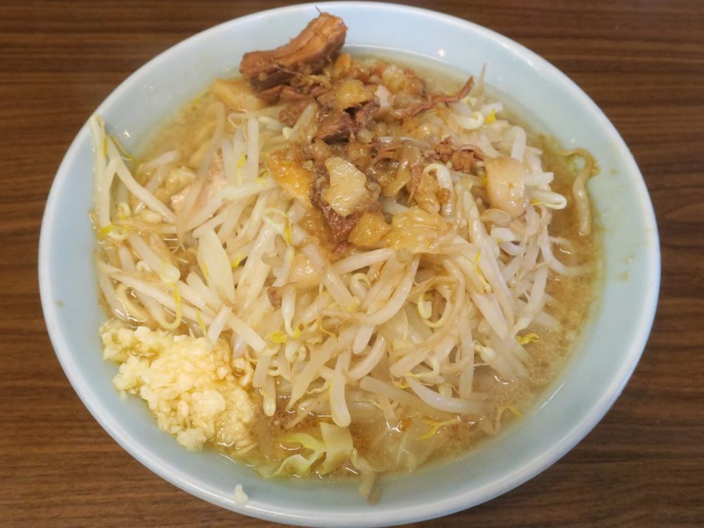 ラーメン釘宮　マーケットシティ河渡向かいで食べられる野菜たっぷりデカ盛り系