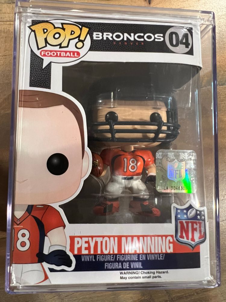 Peyton Manning Broncos Funko Pop Football Vinyl Vaulted #04 (w/ Plastic Case)

#PeytonManning #Broncos #BroncosCountry  #FunkoPop #Funko

ebay.com/usr/atticcrates