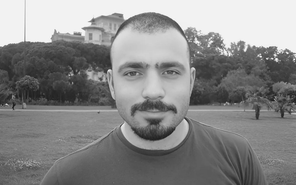 A picture of turkish LGBTQIA+ activist Ahmet Yildiz