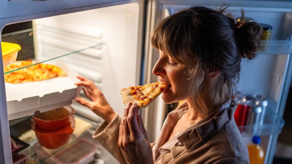 Study: Gen Z Having Less Sex Due To Allure Of Leftovers At Home