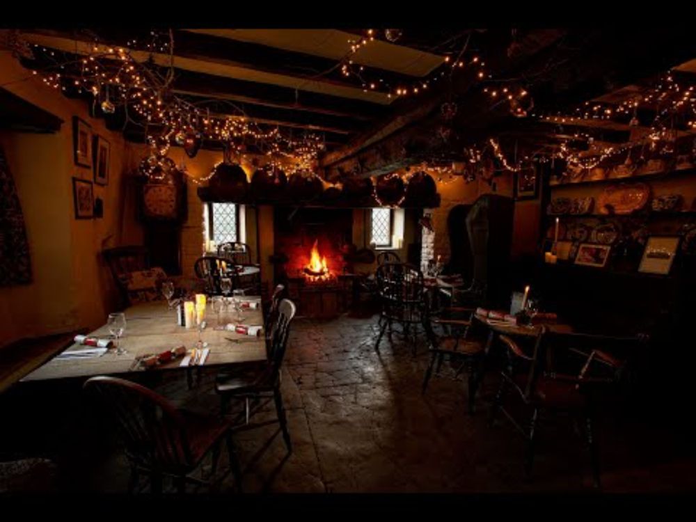 2025 Cotswolds at Christmastime