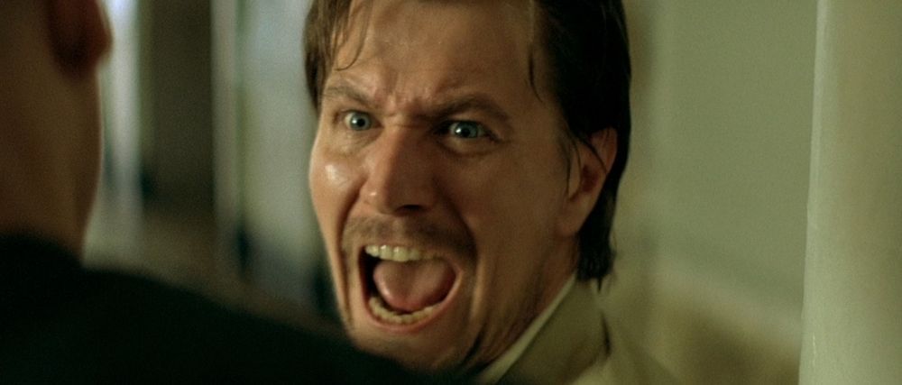 screen shot Gary Oldman in Leon: The Professional screaming "everywhere"