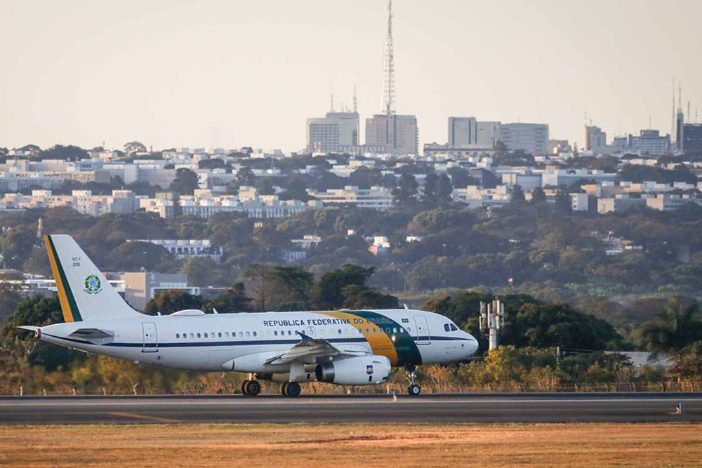 Cenipa vai ao México investigar incidente com avião de Lula