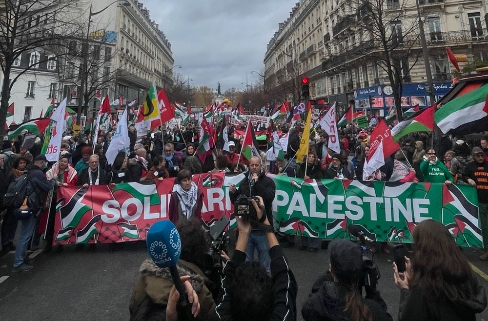 Le carré de tête de la manifestation Solidarité Palestine 