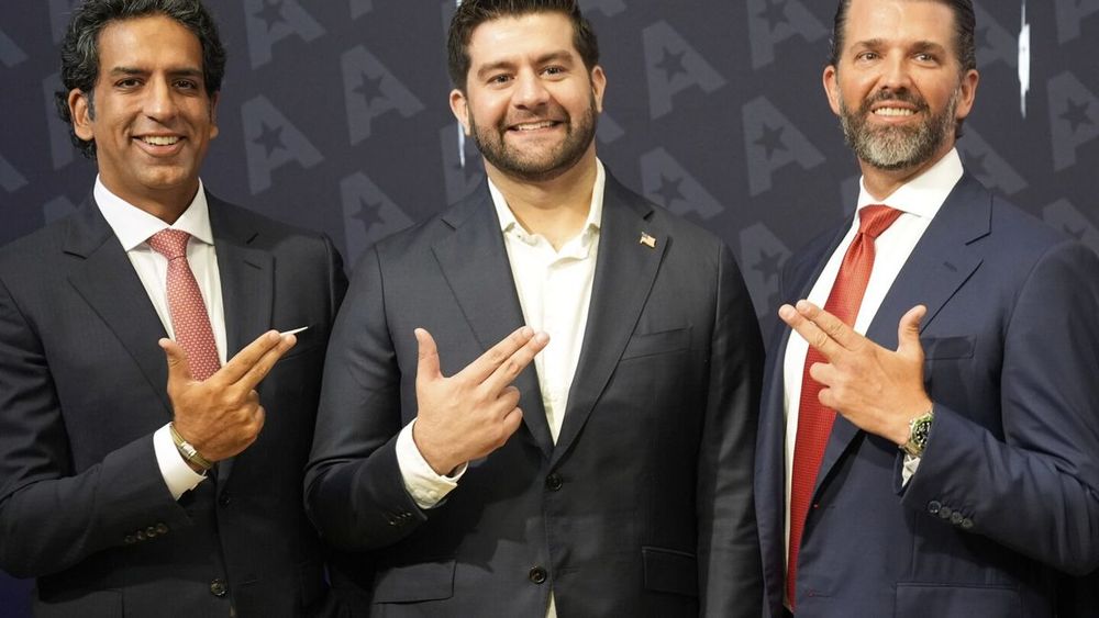 The online gunseller with Donald Trump Jr. on its board makes its market debut. Shares plunge