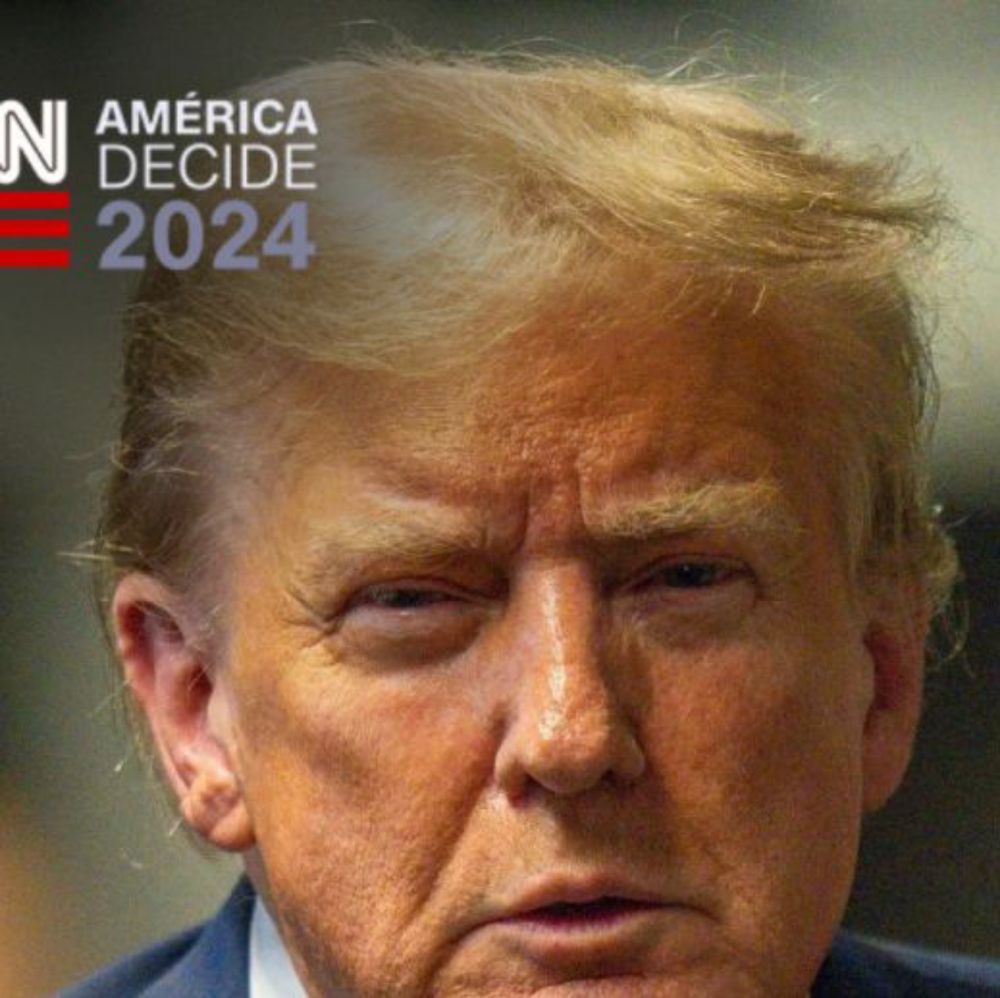 CNN Política on Instagram: "PORTA-VOZ DIZ QUE VÍDEO NÃO FOI CRIADO PELA CAMPANHA

O ex-presidente Donald Trump postou um vídeo na segunda-feira (21) mostrando imagens de um artigo de jornal falso que ...