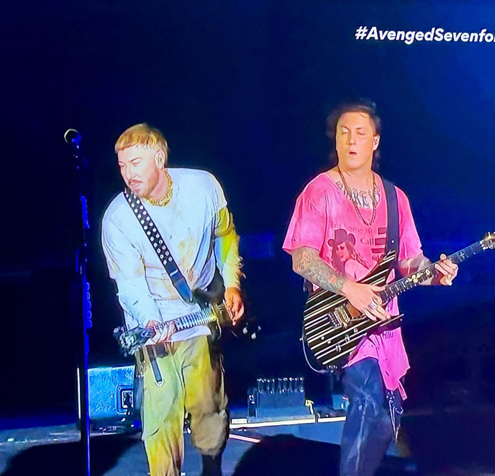 Guitarristas do avenged sevenfold que parecem o carmy e o richie de the bear