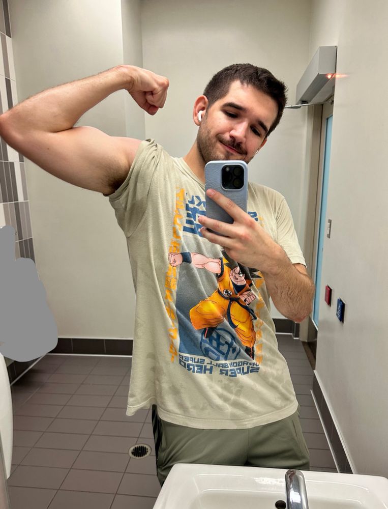 Me flexing in the mirror :)