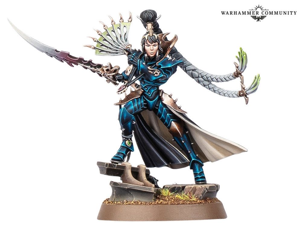 Full body picture of Lady Malys