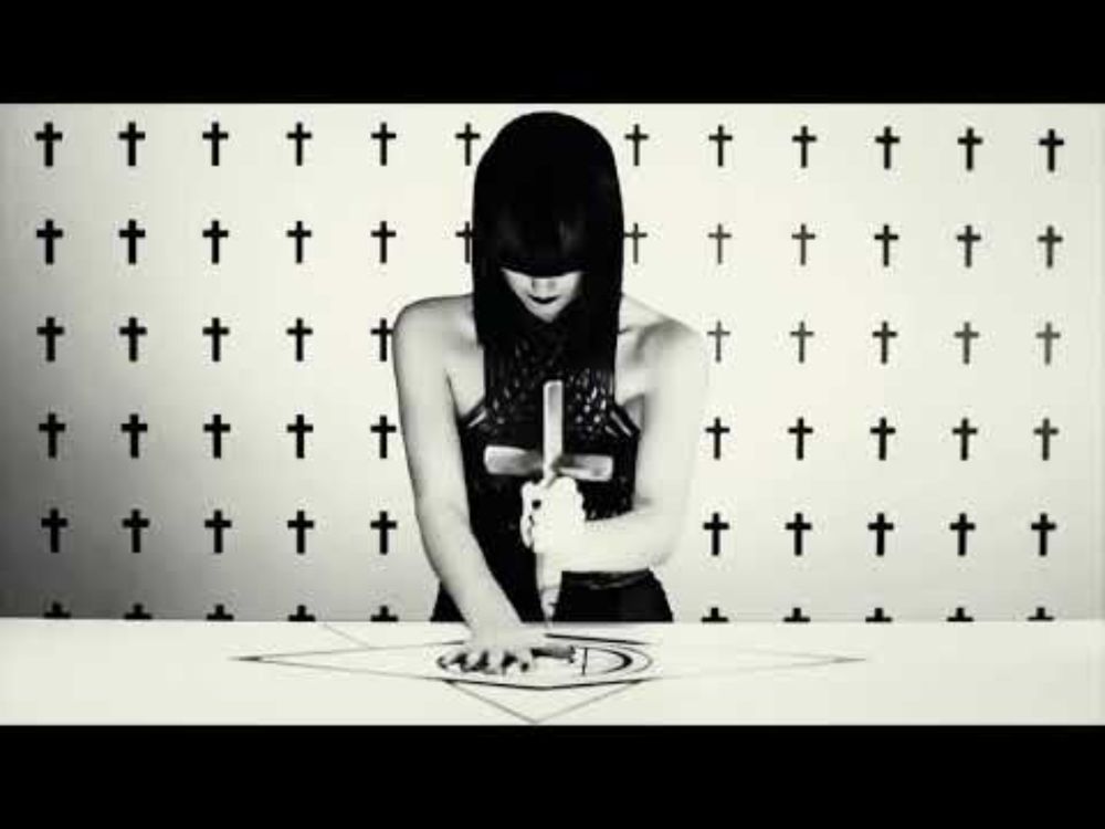BOY HARSHER - PAIN (HD)