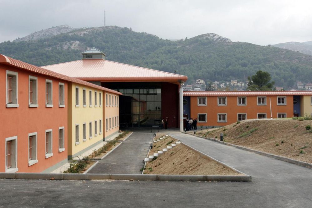 Dominique Simonnot a constaté « de nombreux dysfonctionnements entraînant des atteintes graves aux droits des adolescents détenus » dans l’établissement pénitentiaire pour mineurs (EPM) de Marseille-L...