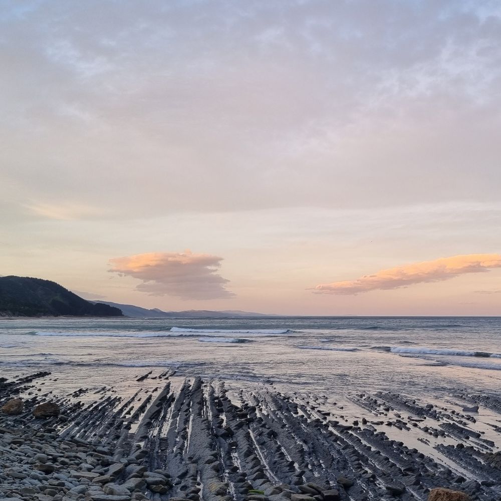 An fharraige ag luí na gréine 