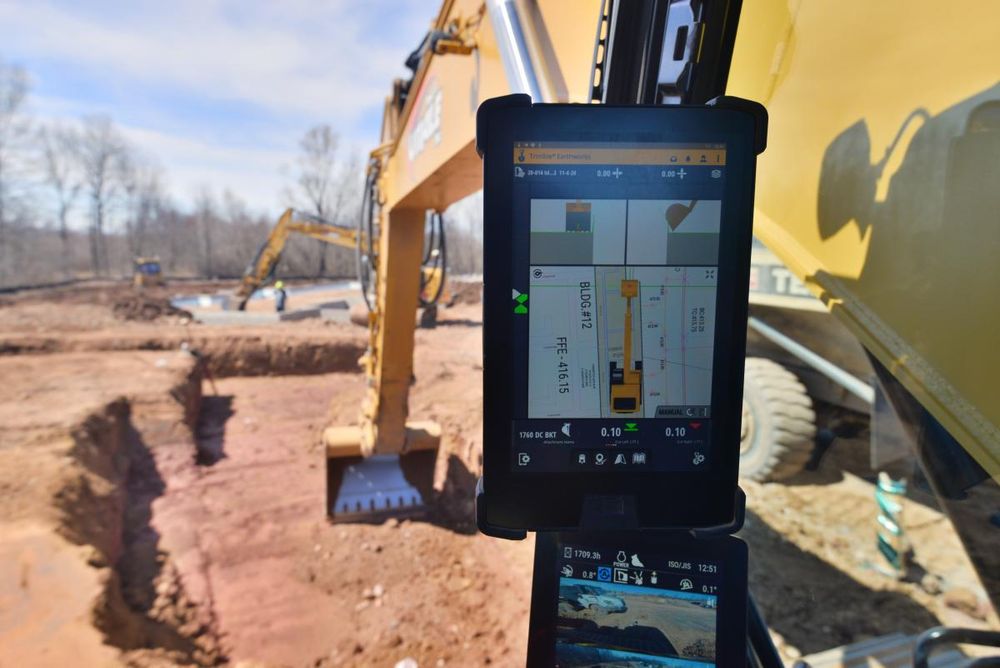 Caterpillar, Trimble Extend Long-Standing Joint Venture