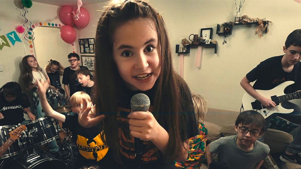 Kid band with 10-year-old singer performs crushing cover of Nine Inch Nails'