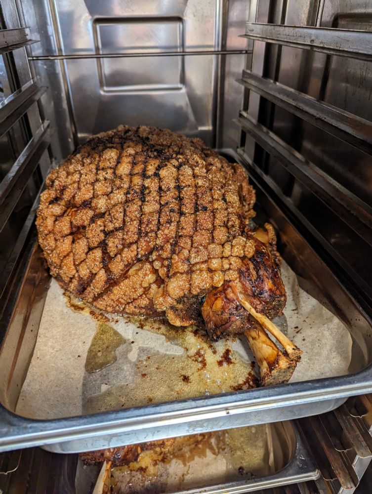 12 kilos griselår med sprø svor.