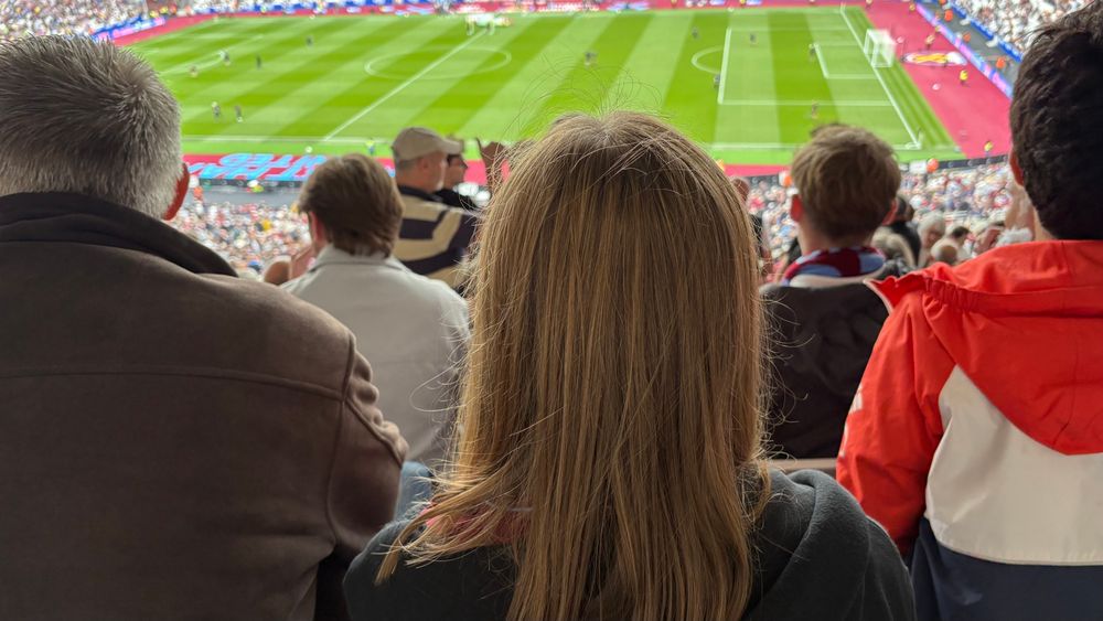 The back of the child’s head as we could get two seats next to each other. Still with hope in her heart before the game. At least she got to shout fuck off at least once. 