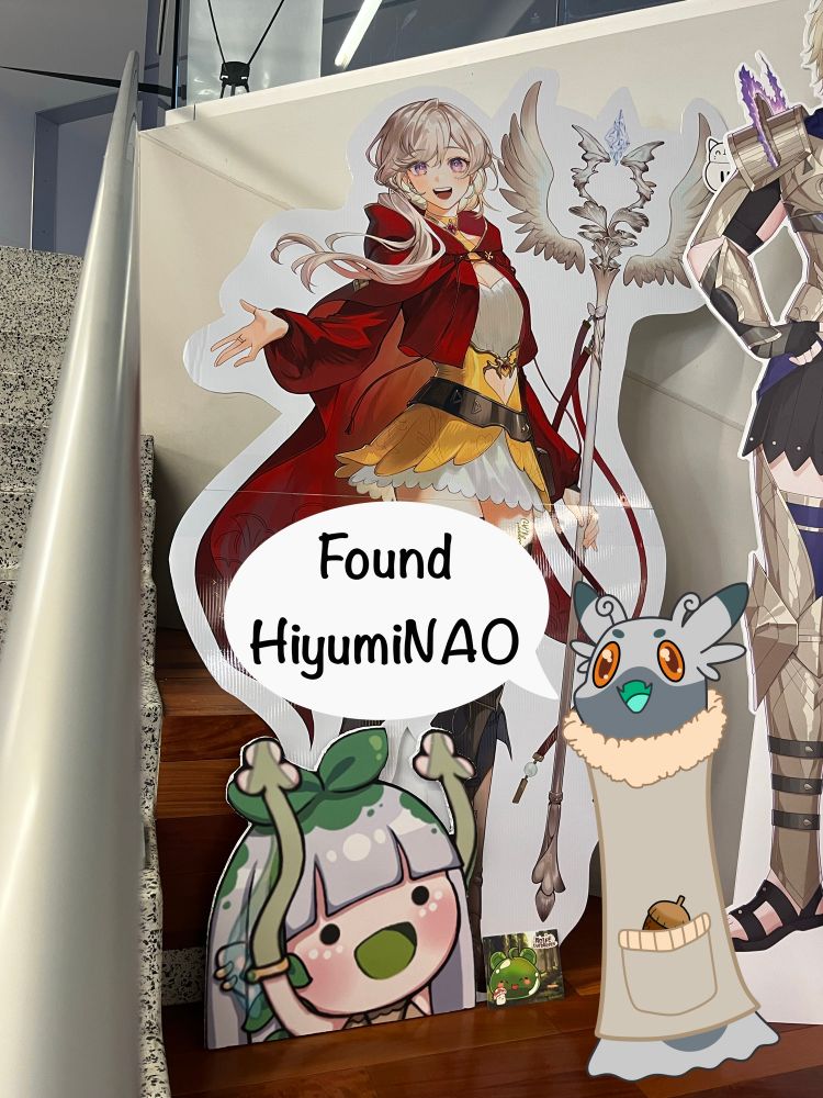 Met hiyumi at bun miis art booth which was a super surprise & shocked me that they were at offkai too but it was super fun meeting them they are also very sweet & kind 