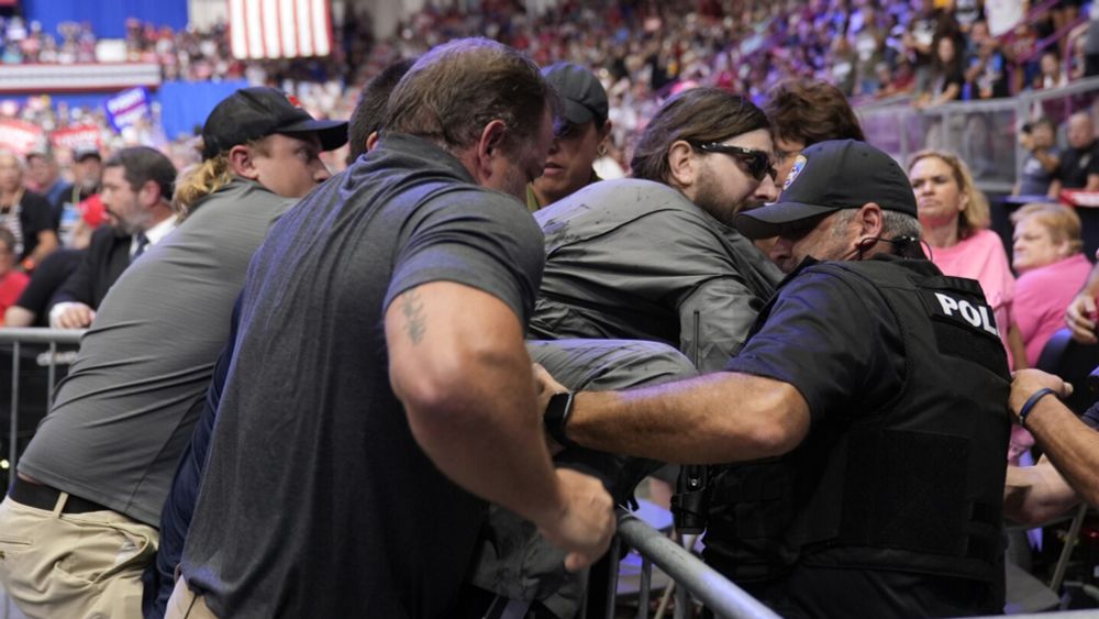 Police use Taser to subdue man who stormed media area of Trump rally in Pennsylvania