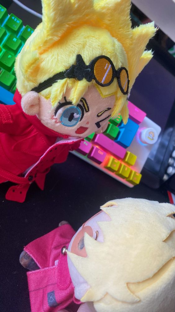 98’ Vash-plush by Kreamroll meeting Teru-Vash plush