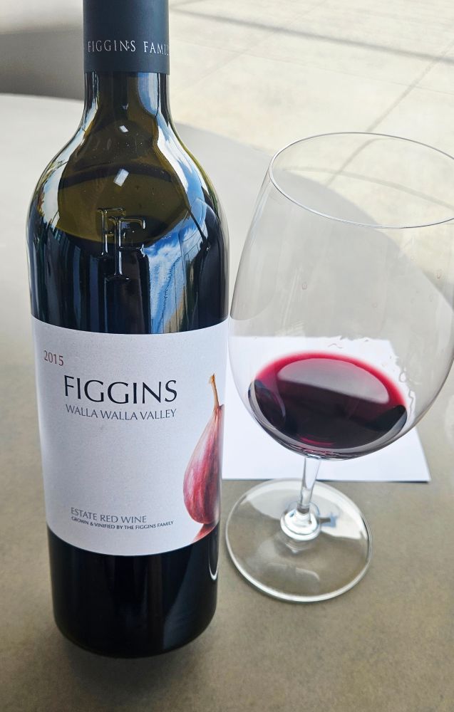 #AgedWineTuesday 

Dark ruby in color with a wide reddish rim. 

Fruity nose with red fruits, chocolate notes, spices and tobacco leaf.

Full bodied with medium acidity and long legs. 

Dry on the palate with sweet raspberries, cherries, plums, light oak, chocolates, peppercorn, light earth and herbs. 

Long finish with round tannins and tangy cherries. 

This is a delicious Cabernet Sauvignon based Bordeaux blend from Walla Walla Valley. Rich and extracted. Fruit forward with lots of red fruits and chocolate notes. Tangy, complex and interesting.

This 10 year old still feels younger and vibrant. Will continue to age nicely in the next 10 years. 

Feels like the Merlot and Petit Verdot are very dominant, and the alcohol is nicely integrated by now. 

Drinking very nicely right out of the bottle, and good by itself as a sipping wine, or with food. 

A blend of Cabernet Sauvignon, Merlot and Petit Verdot. Aged for 22 months in (70% New) French Oak barrels. 

14.8% alcohol by volume. 

92 points. 

$110.

