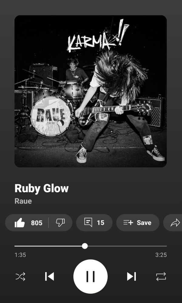 Screenshot of the Youtube Music app with Ruby Glow by Raue.