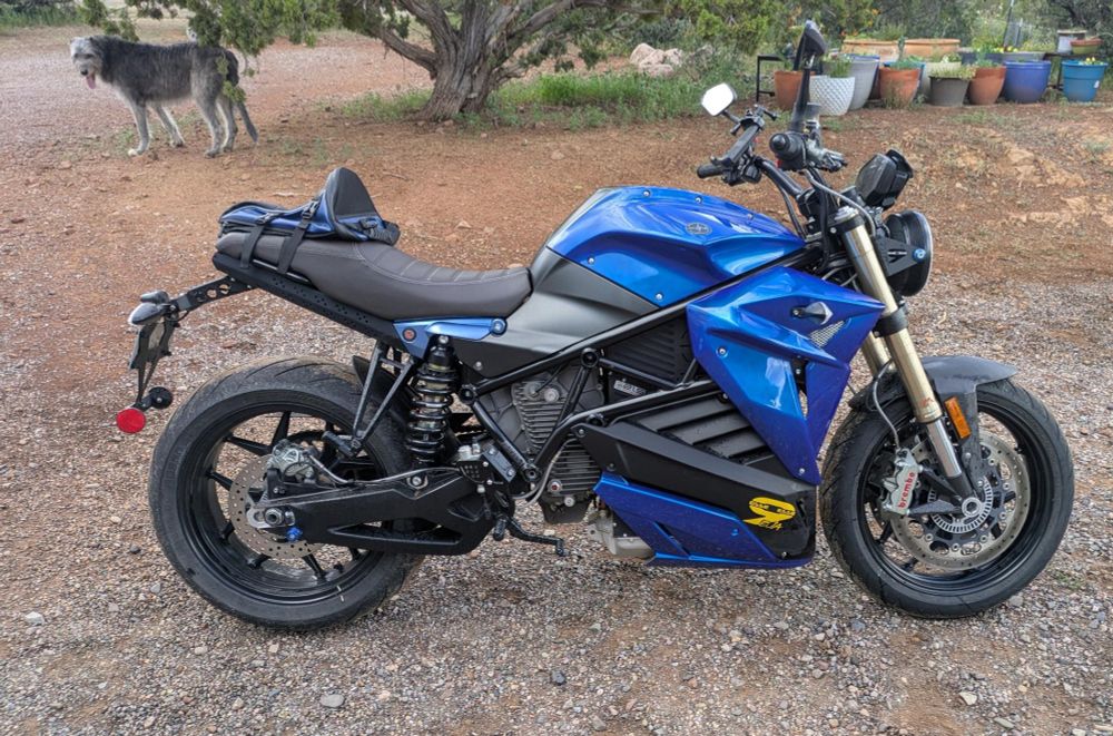 Picture of an Energica Esse Esse 9 electric motorcycle, one of the best electric vehicles out there.