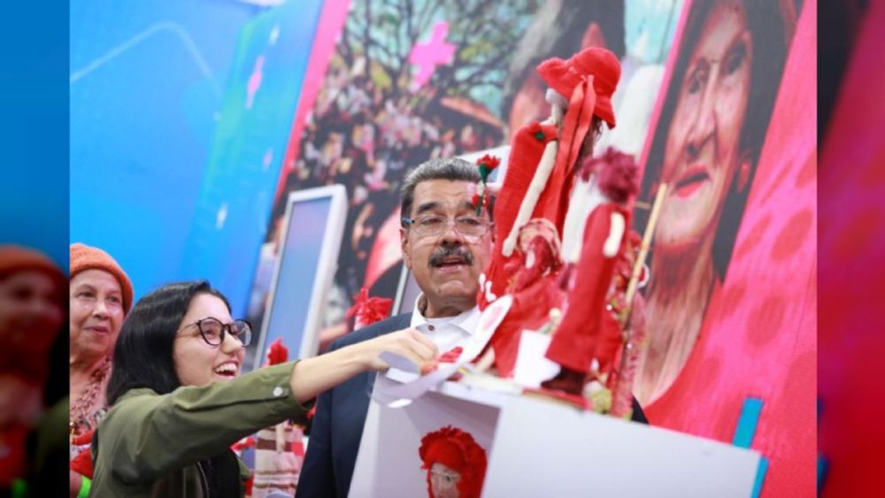 Presidente Maduro rindió un homenaje a Gloria Marlene Venegas conocida como "Caperucita Roja"