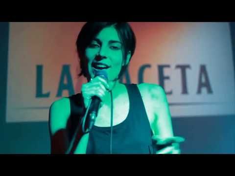 GATA CATTANA - Voy pa' la mani