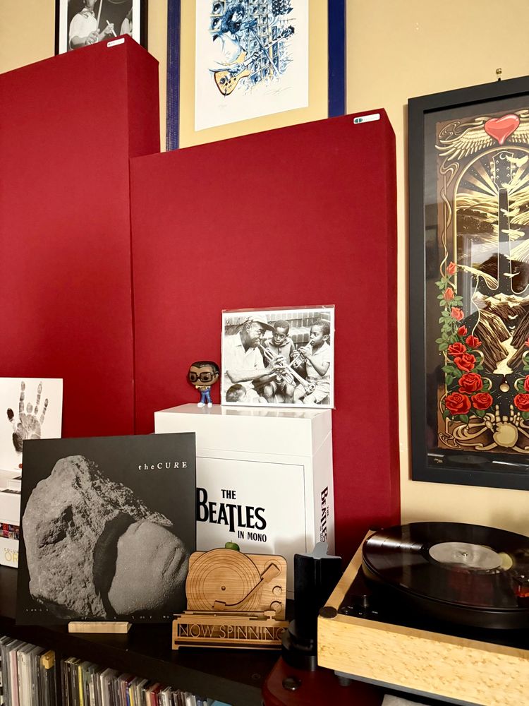 A picture of the new album by the Cure…Songs of a Lost World.