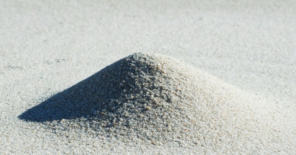 The Ultra-Pure, Super-Secret Sand That Makes Your Phone Possible