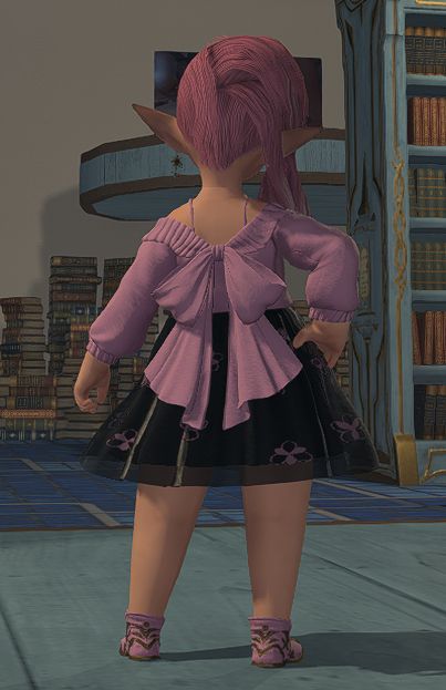 Rear Picture of a mature Lalafell woman in a pink top with a black skirt. She has pink hair with white highlights.