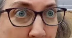 I see dead people look