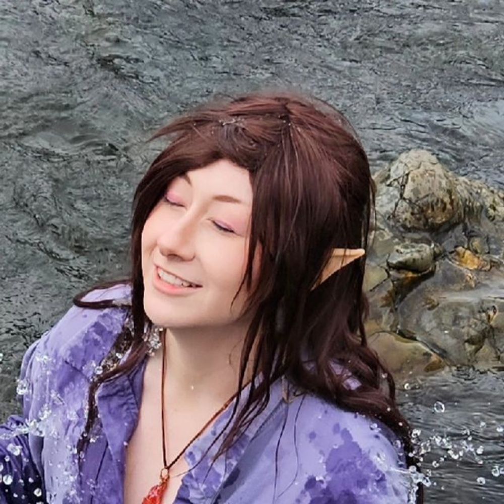 Mattie Winter on Instagram: "I can't ever get over my Scanlan cosplay. One day, I'll make an "official" outfit, but I began this project in 2018 before the animated series with that one piece of art a...