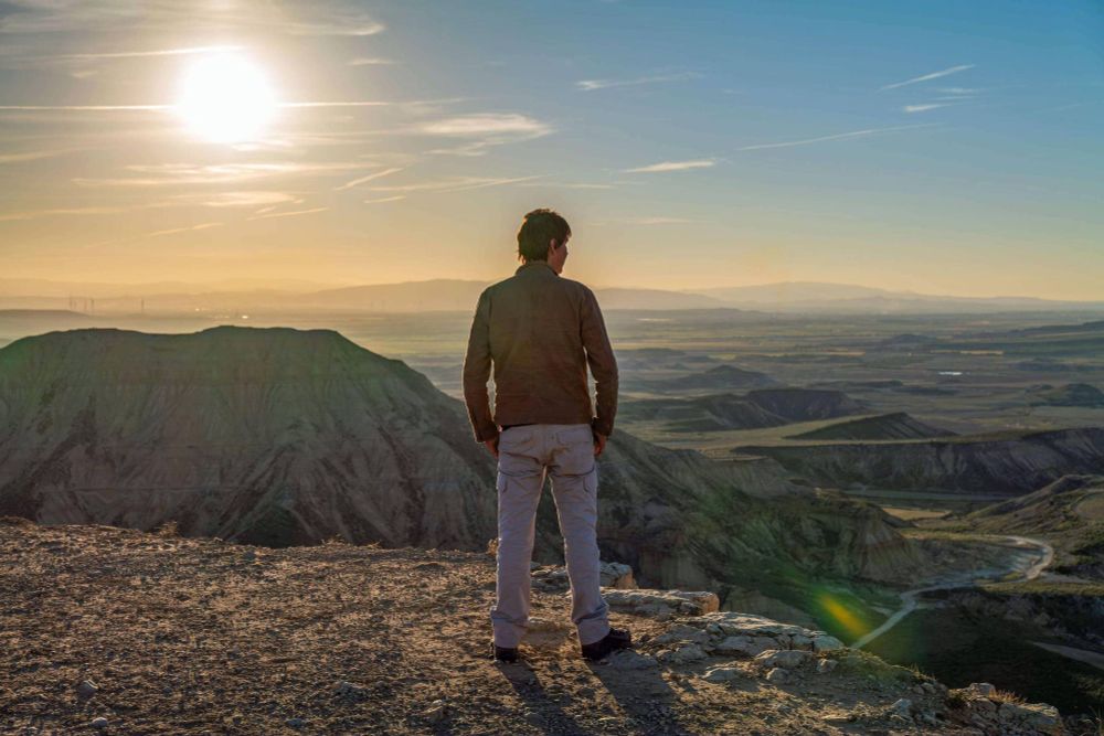 'Humanidade precisa se expandir para além do planeta Terra', diz famoso físico britânico