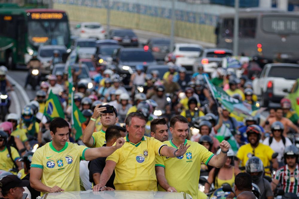 Bolsonaro quer nova eleição em Angra após perder em cidade onde veraneia