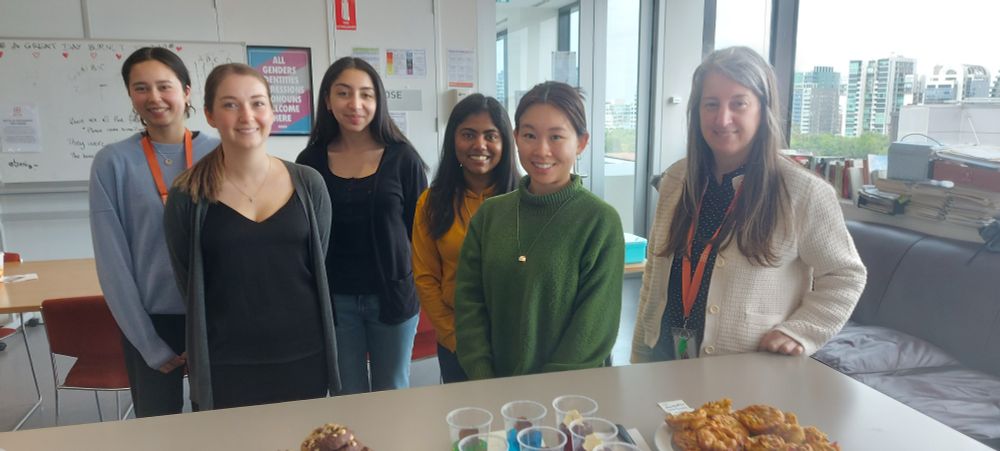 The Antiviral Immunity team at Burnet consists of 5 female scientists who are in the photo.