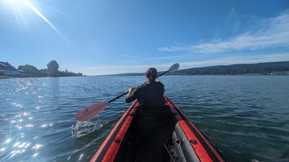 Kajakfahrerin auf dem Bodensee